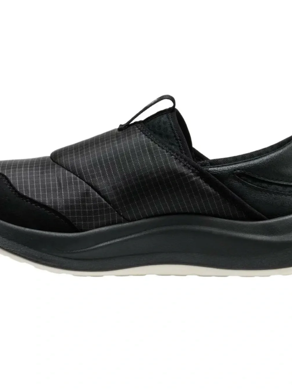 Keen Black Quilted Slip-On Mule - Picture 2 of 13